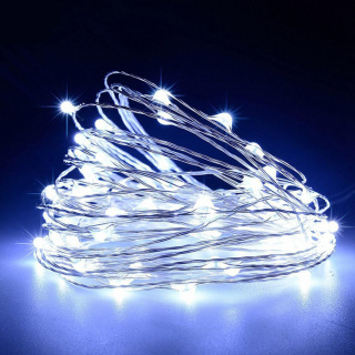 Světelný drátek s 20ks LED lampami na baterie studená bílá barva světla