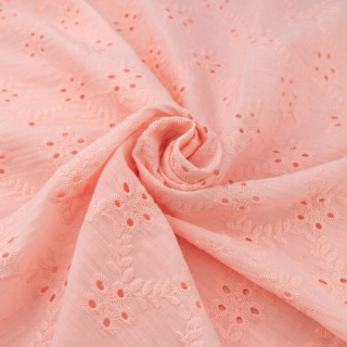 Látka batist vyšívaný broskvový bavlněný 0,5m