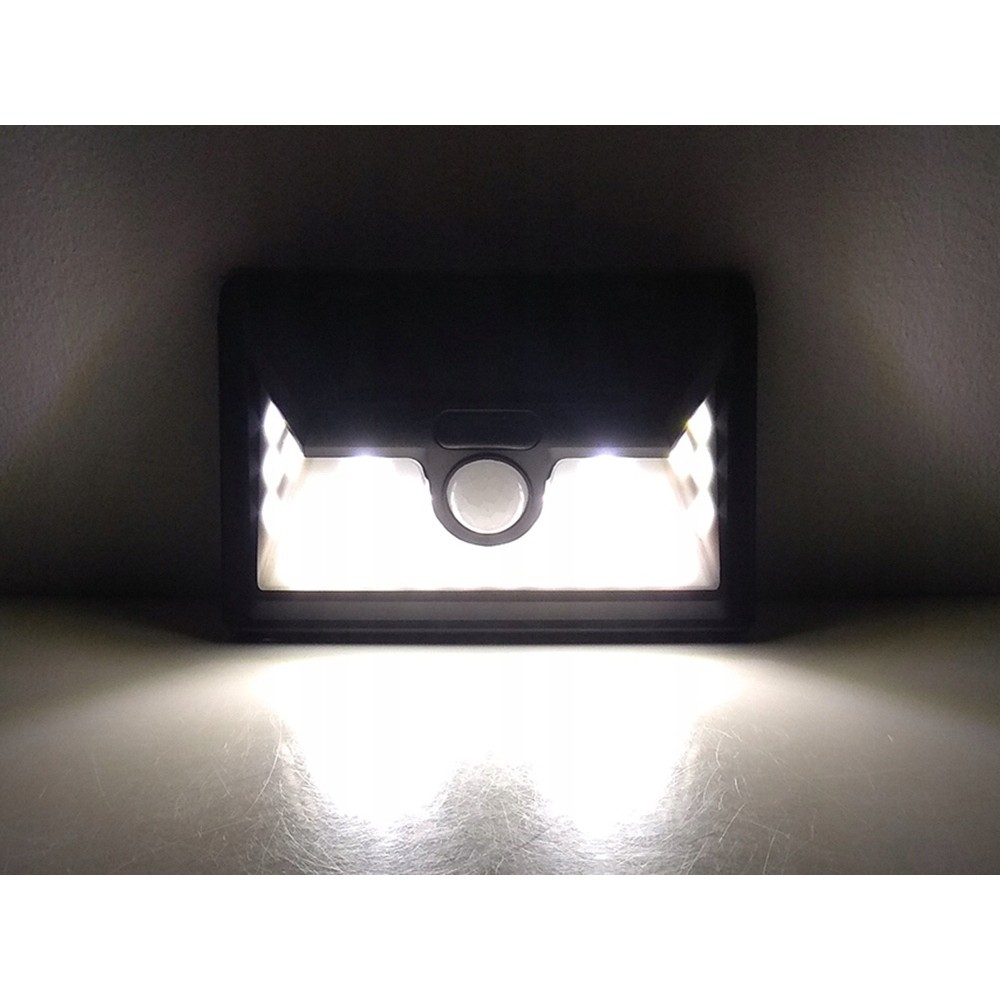 Solární lampa 24 SMD LED se snímačem pohybu 10x15x5 cm megamix.shop