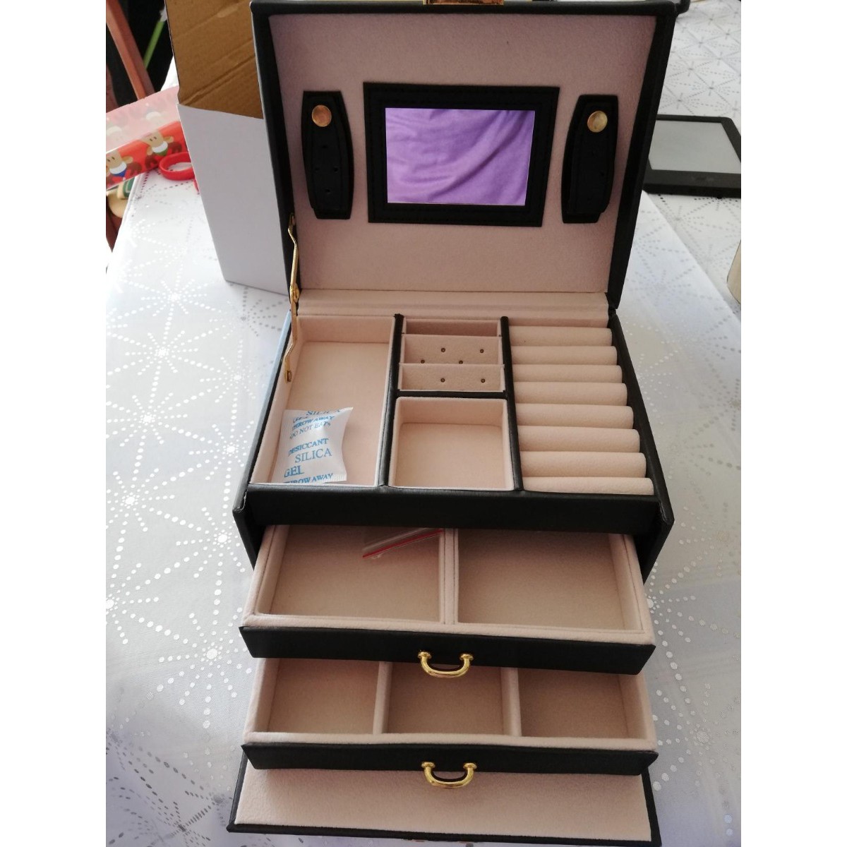 šperkovnice kufřík na bižuterii hodinky šperky megamix.shop