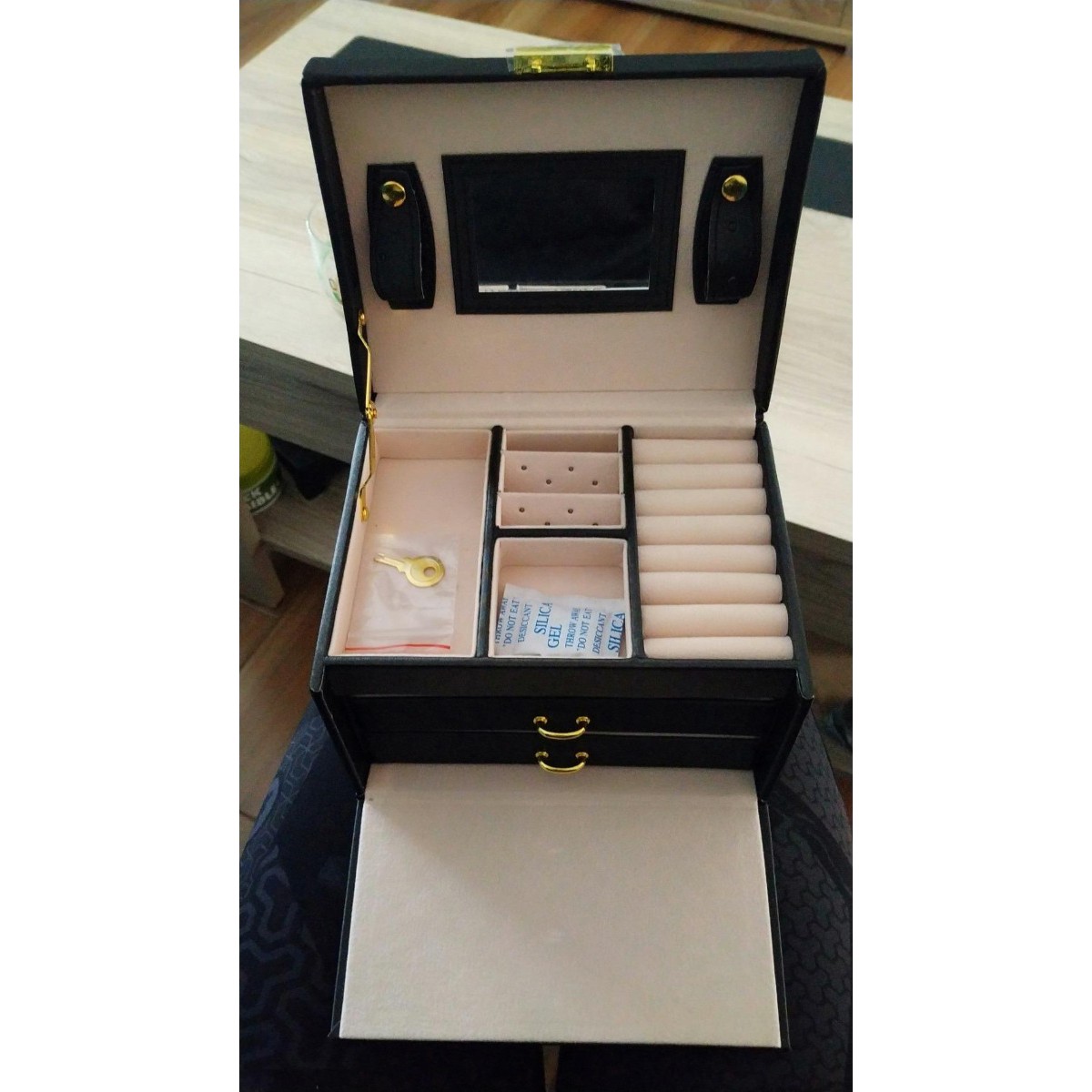 šperkovnice kufřík na bižuterii hodinky šperky megamix.shop