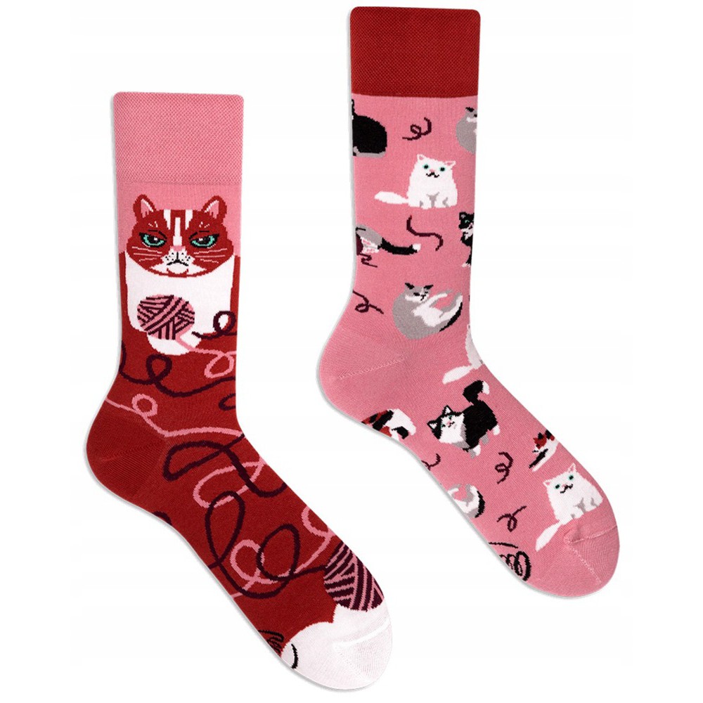 Barevné ponožky PLAYFUL CAT kočky klubko vlny 39-42 megamix.shop