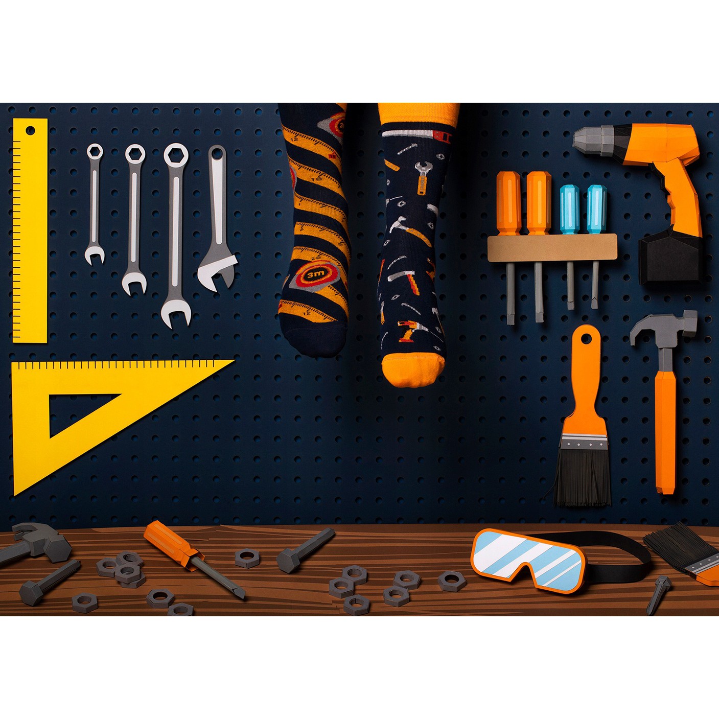 Barevné ponožky HANDYMAN nářadí metr kladivo šrouby 43-46 megamix.shop